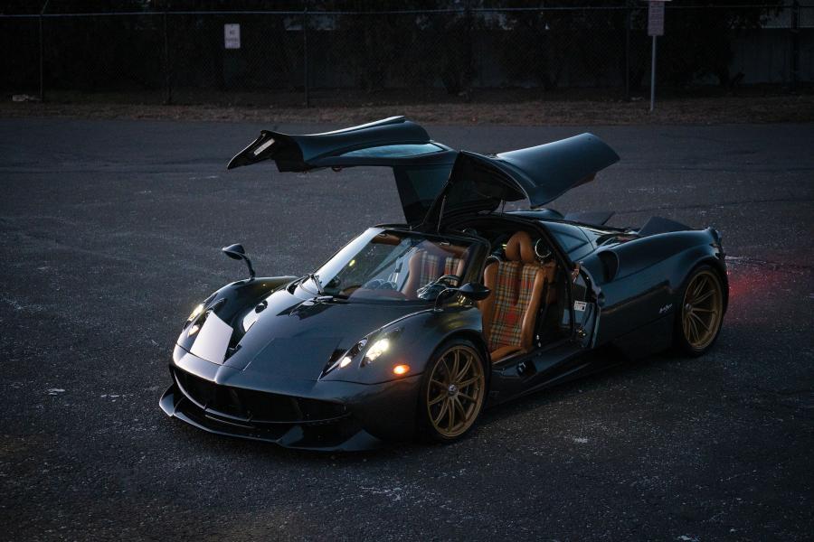 Pagani Huayra Pacchetto Tempesta Scozia (76097) 2016 года  (NA) (фото 31 из 31)
